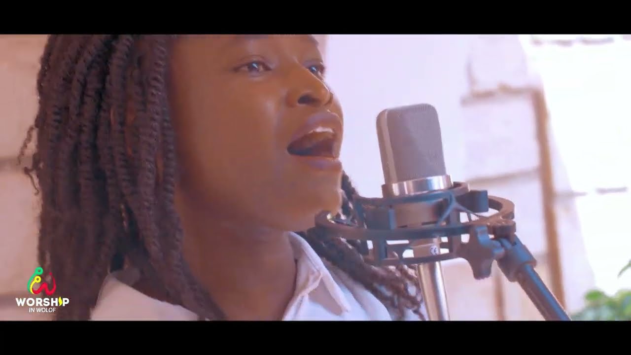 Mburtum Yalla ( Agneau de Dieu ) Nathalie Badji / Worship In Wolof