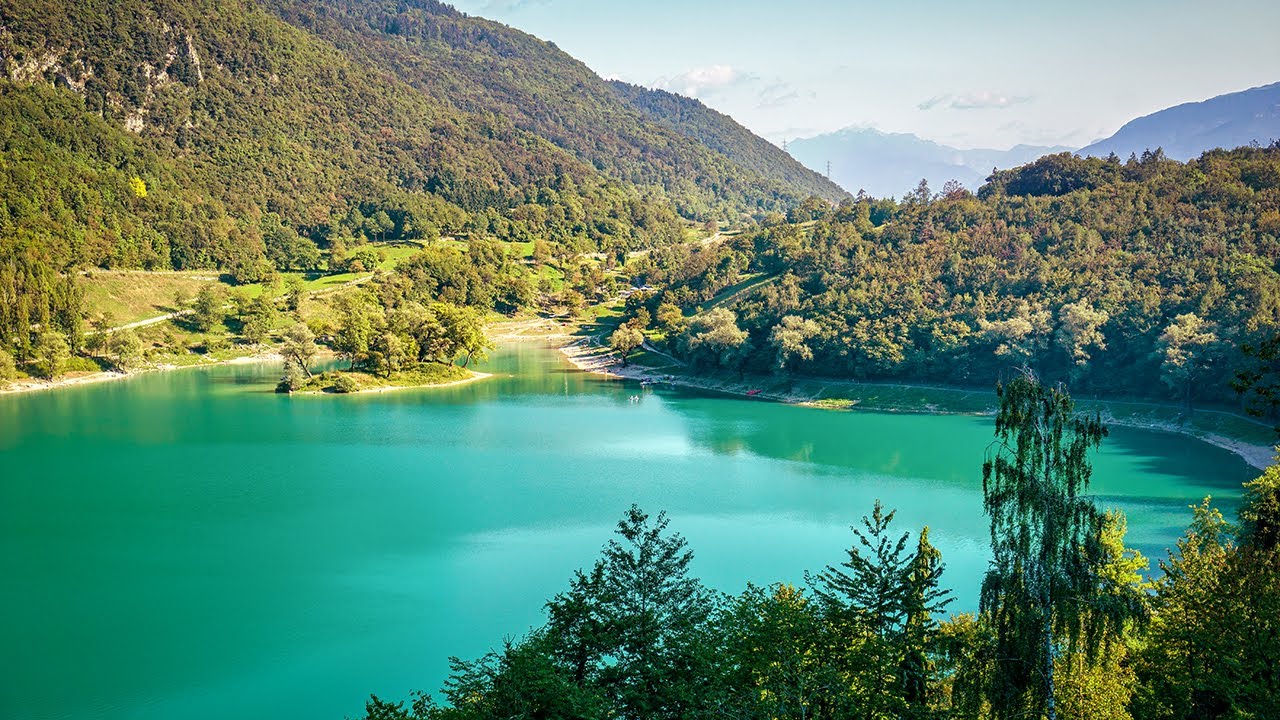 Lake Garda Tip:  Hidden Gem Lago di Tenno ( Lake Tenno ) – Circumnavigation With Suspension Bridge