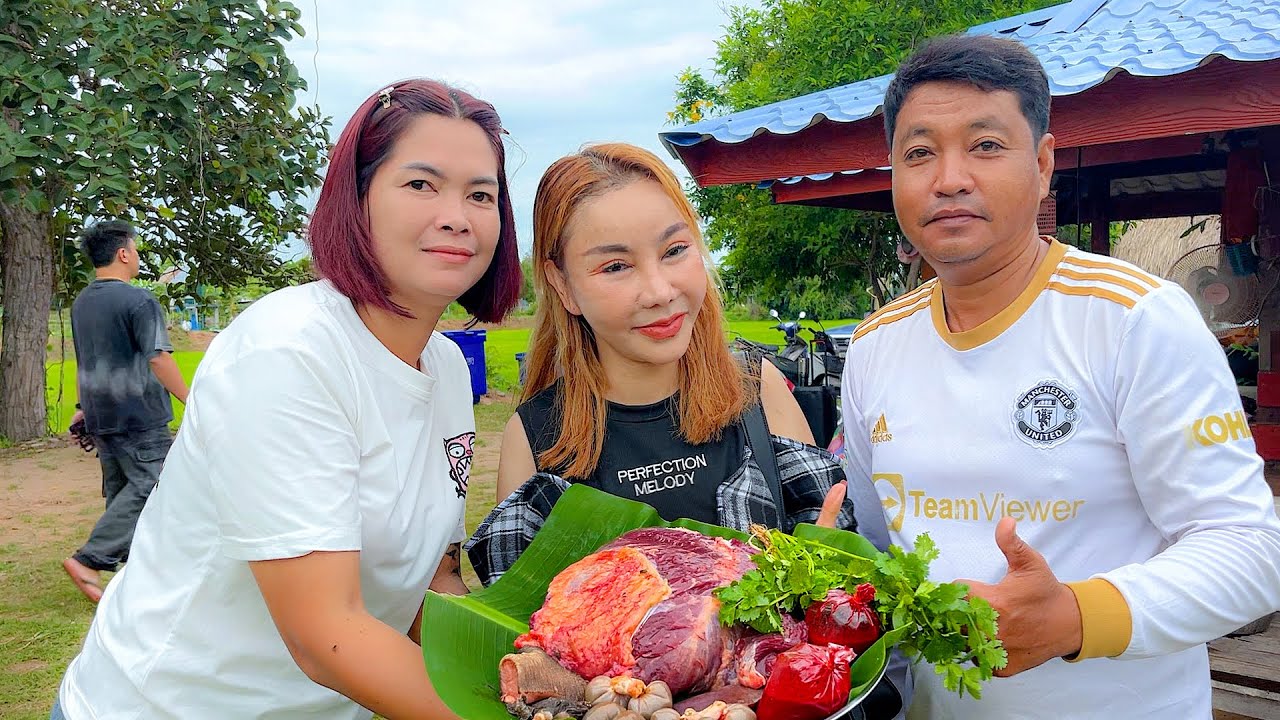 ทีมงานพาคุณนิโคลไปหาพ่อน้อย พร้อมเลี้ยงส่งกลับบ้าน