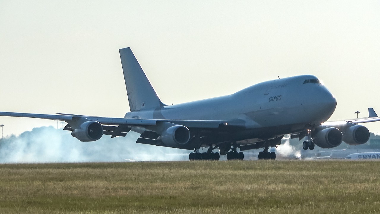 30 Minutes of Plane Spotting at London Stansted Airport | Amazing Aircraft Takeoffs and Landings