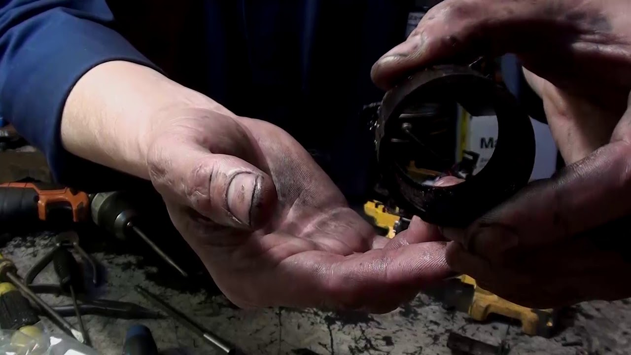 Шуруповерт DeWalt DCD777 пропал 1 режим вращения