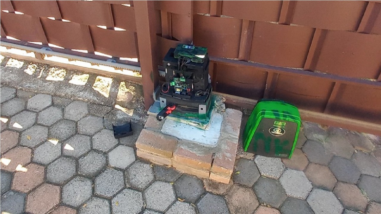 Установка интеллектуального привода для ворот Centurion D3 в Рудепорте компанией Smart Gates. Над...