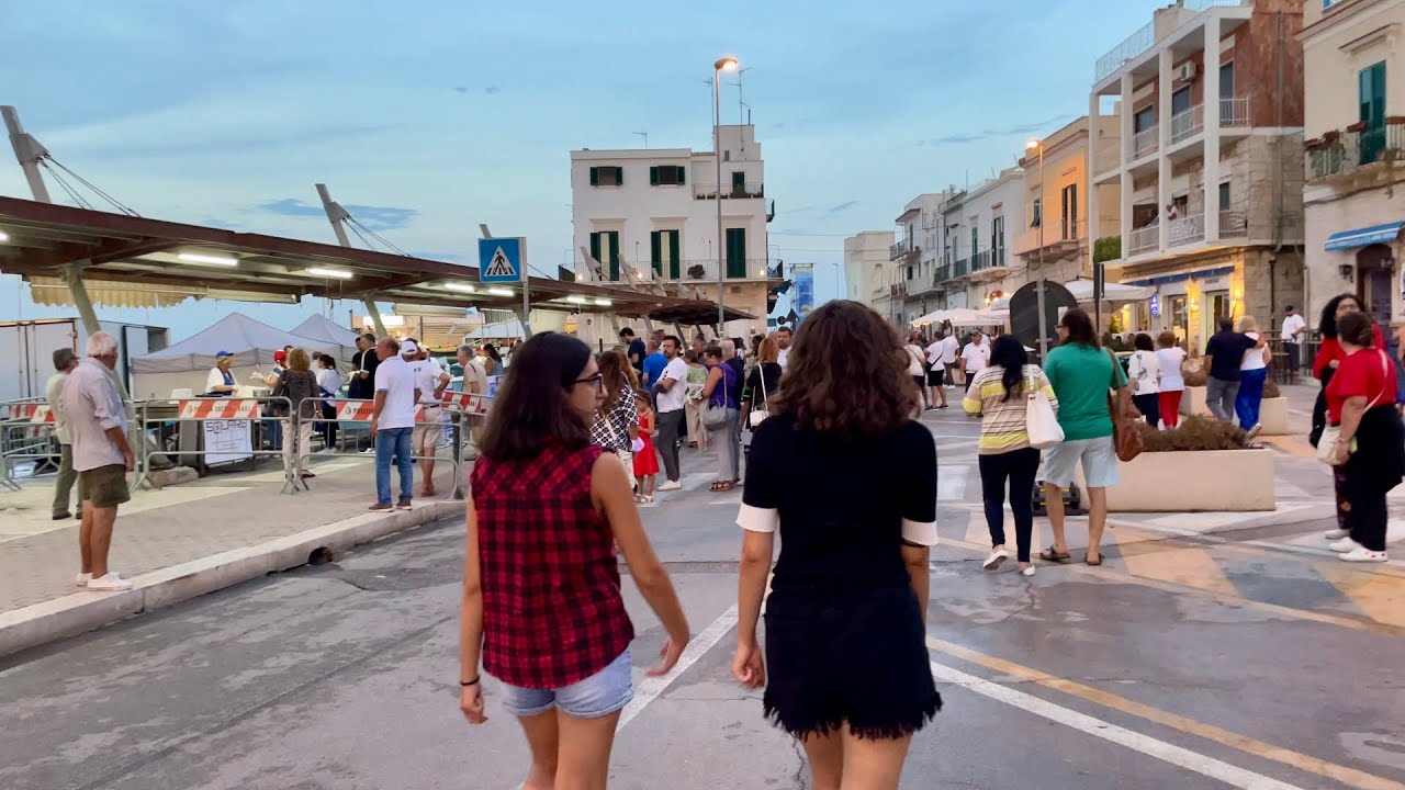 БАРИ ИТАЛИЯ 🇮🇹 Праздник жареной рыбы в Бари
