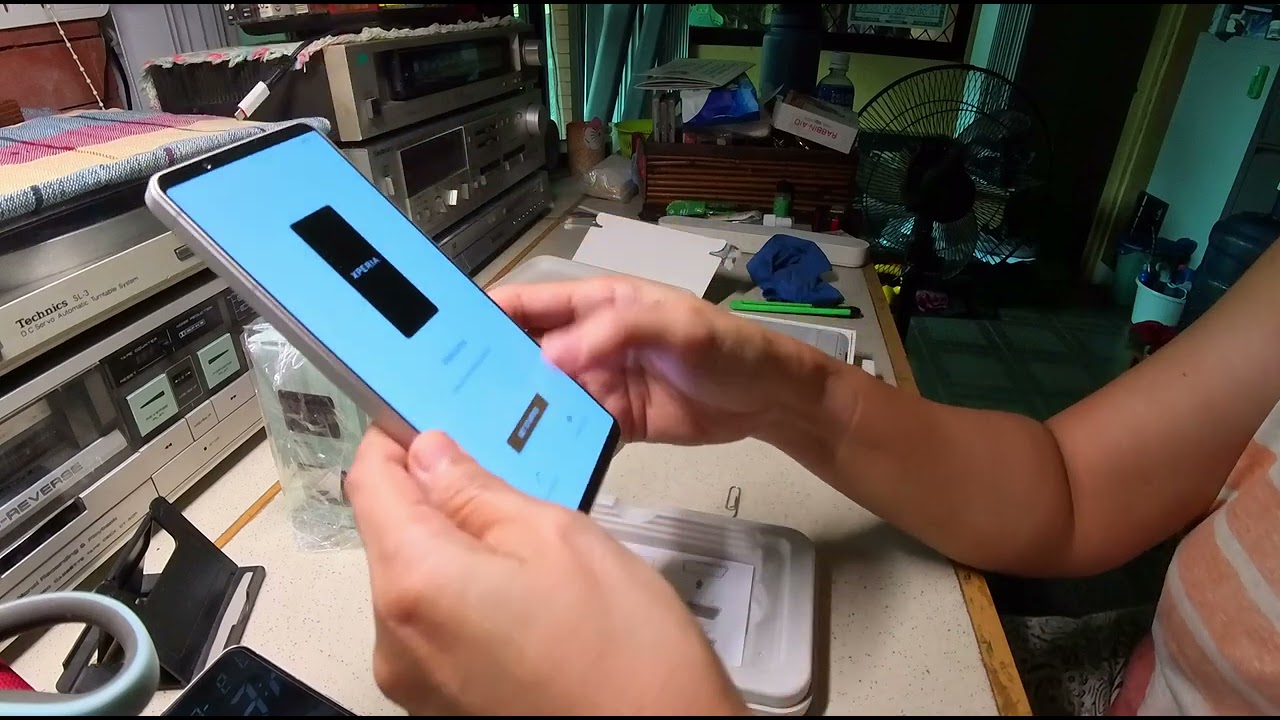 Unboxing the Sony Xperia 1 VI
