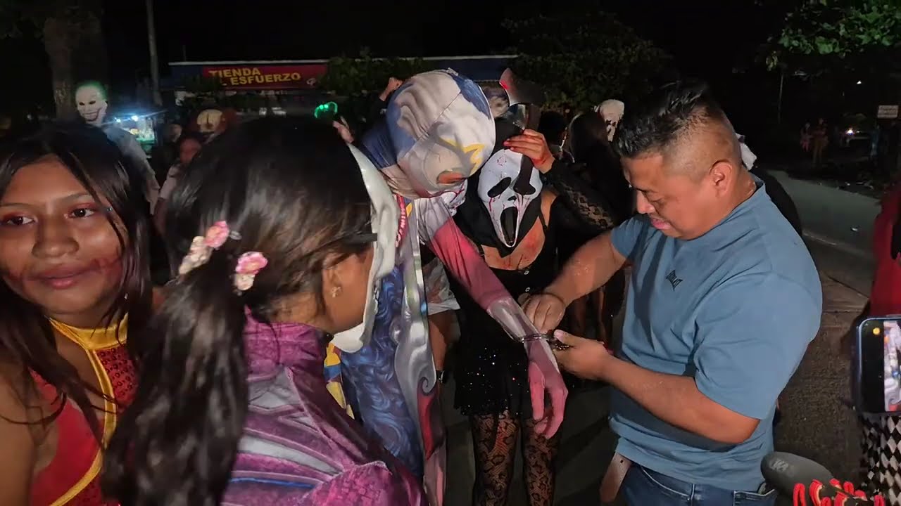 Se Salio De Control En La Noche De Hallowee|Romario  Llego|Hasta  La Policia Llamarón Los Vecinos🫢
