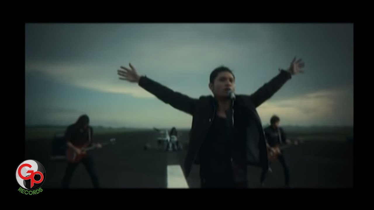 Andra And The Backbone - Seperti Hidup Kembali (Official Music Video)
