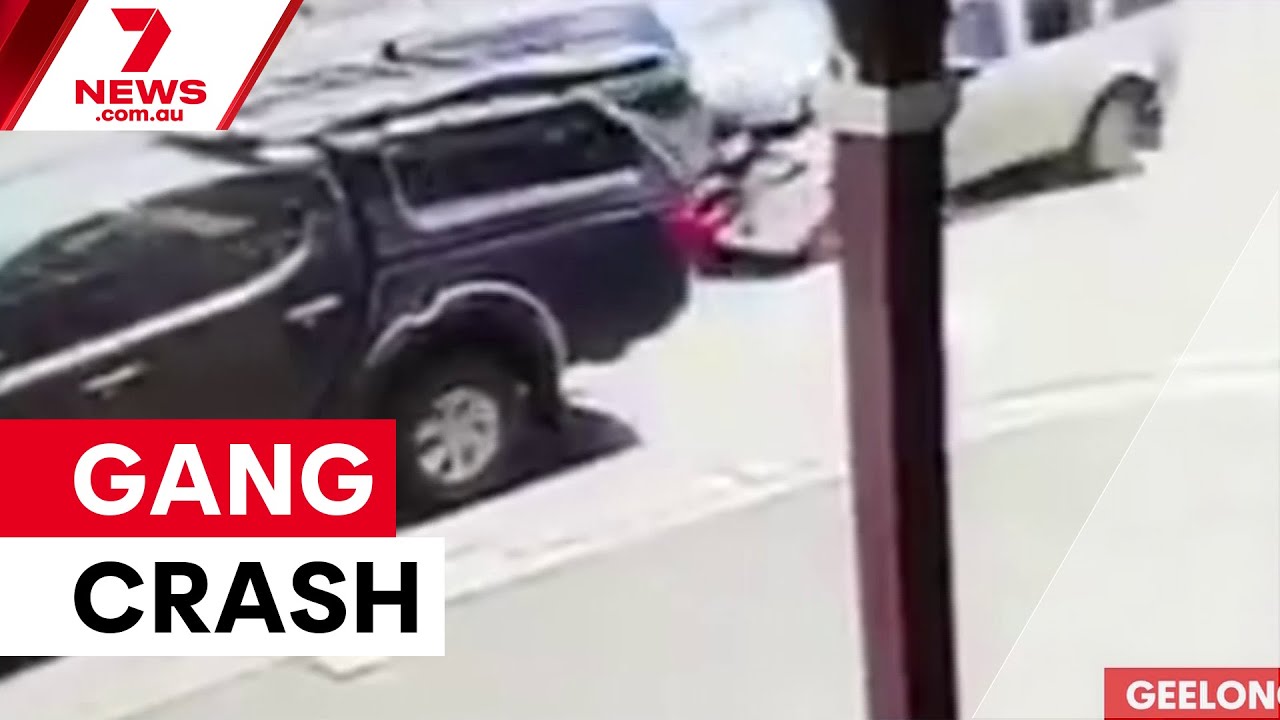 Gang's stolen car rampage ends in crash | 7NEWS