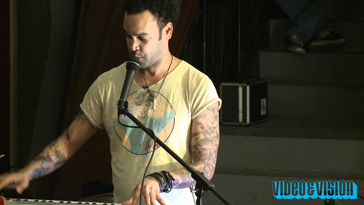 Louis Logic - Strange Famous Basement Show #4 - Rhode Island