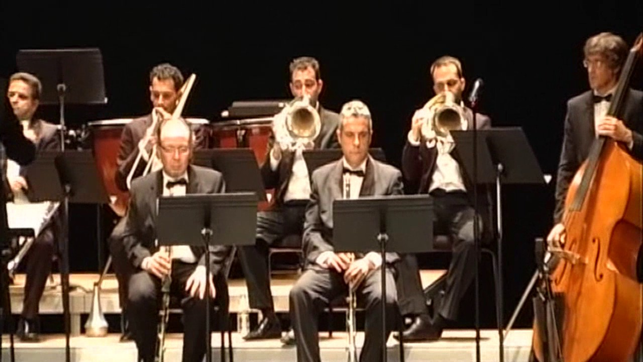 Juny. Sardana. Juli Garreta - Cobla Simfònica Catalana