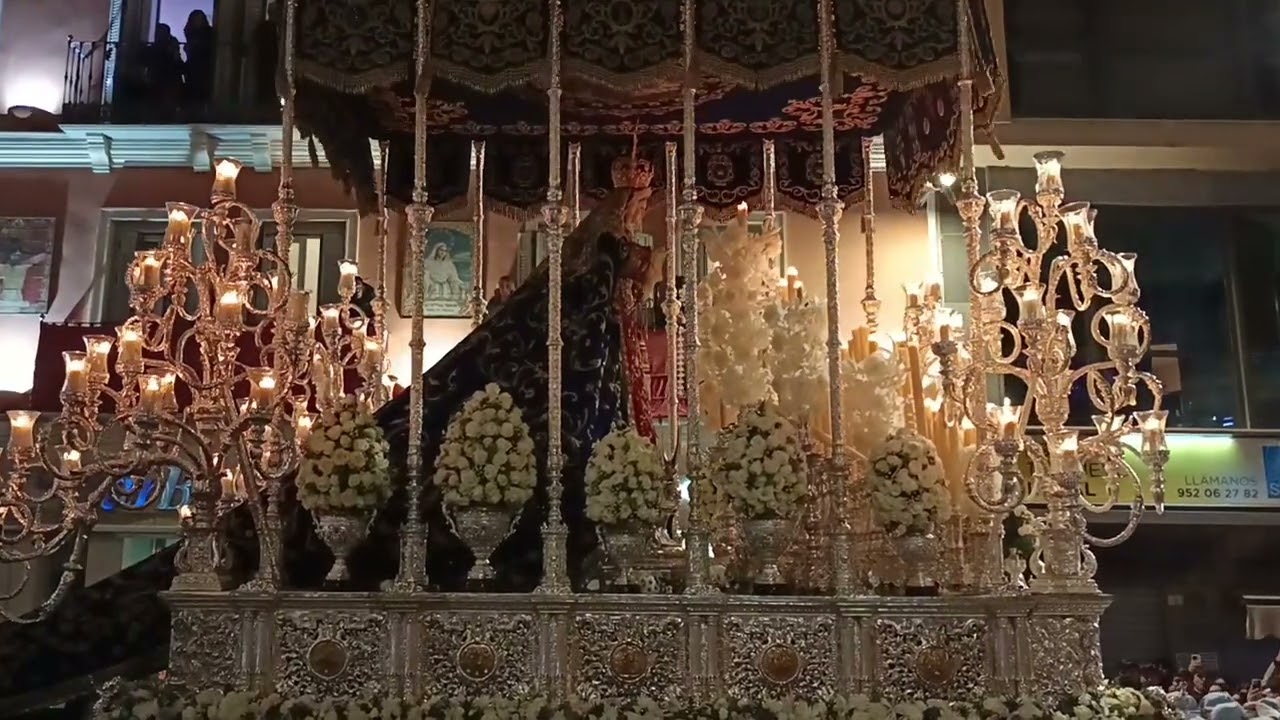 VIRGEN DEL ROSARIO EN LA TRIBUNA DE LOS POBRES| Semana santa Málaga 2024
