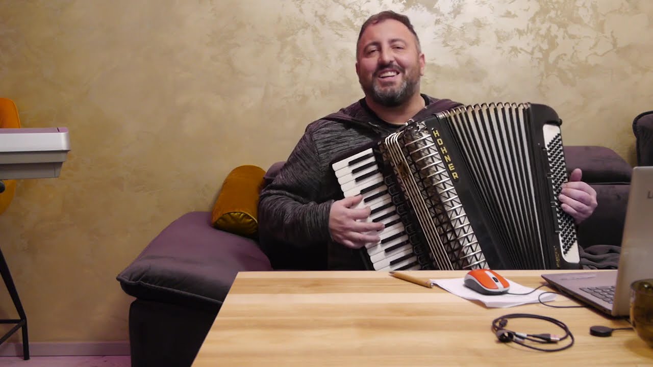 Milan Perný: Červená ružička  KD#375