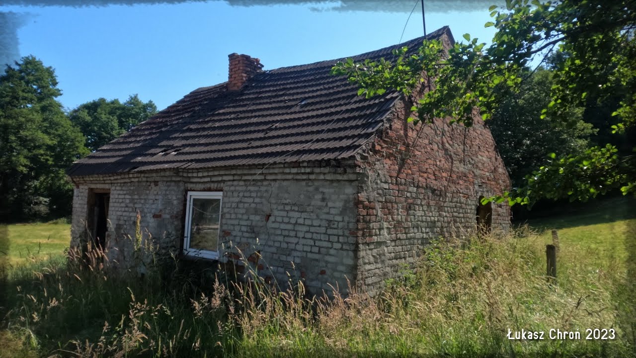 Smolno - Samotny dom w polu