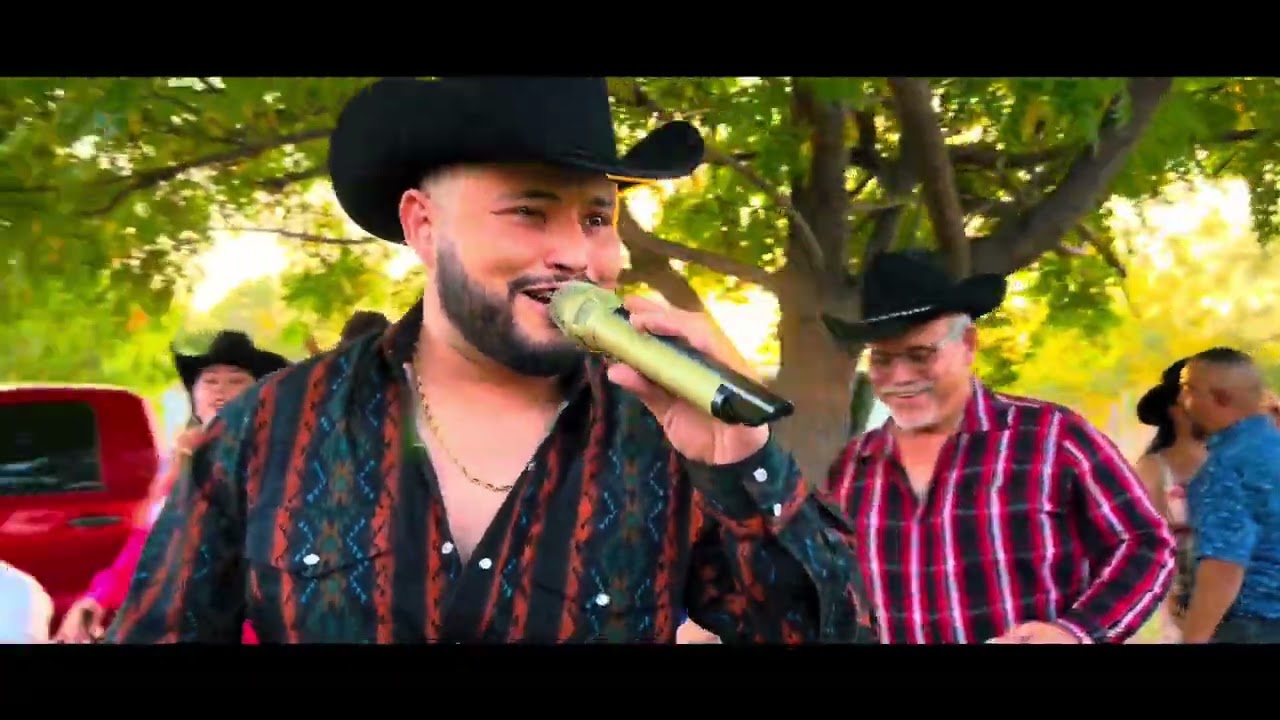 Cumbia Las Chiquillas - Los Mora - Algo Tranky