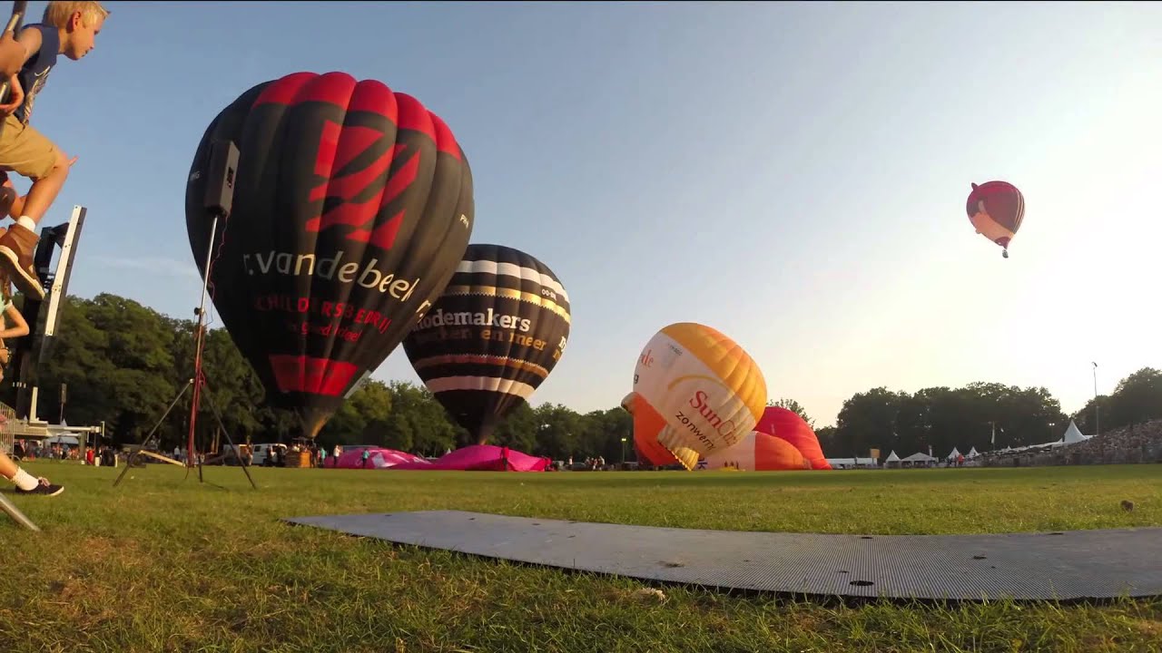 Balloon festival time lapse