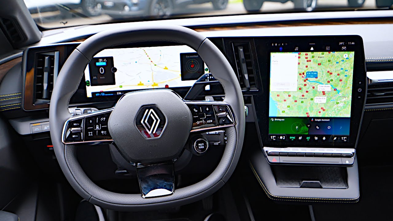 New Renault Megane E-TECH Multimedia System & Digital Cockpit 2023