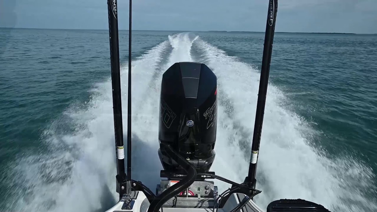Mercury Racing 450r Yellowfin 24 Carbon Elite Bay Boat Hole Shots | Speed Runs Capt. Steven Lamp