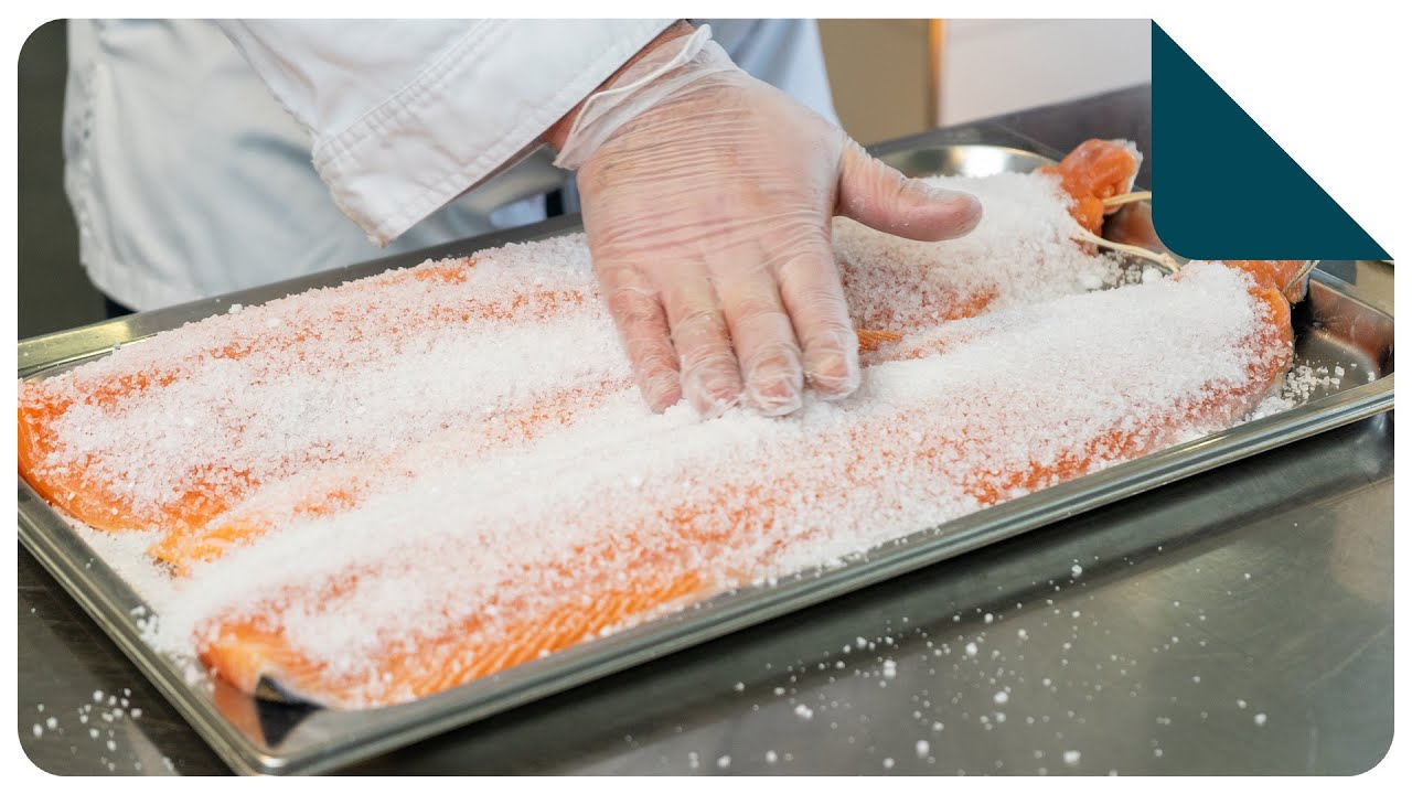 Droog pekelen van een zalm | Keukentechniek