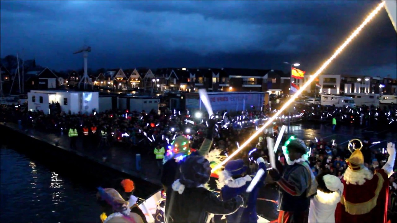 Intocht Sinterklaas Urk 2016