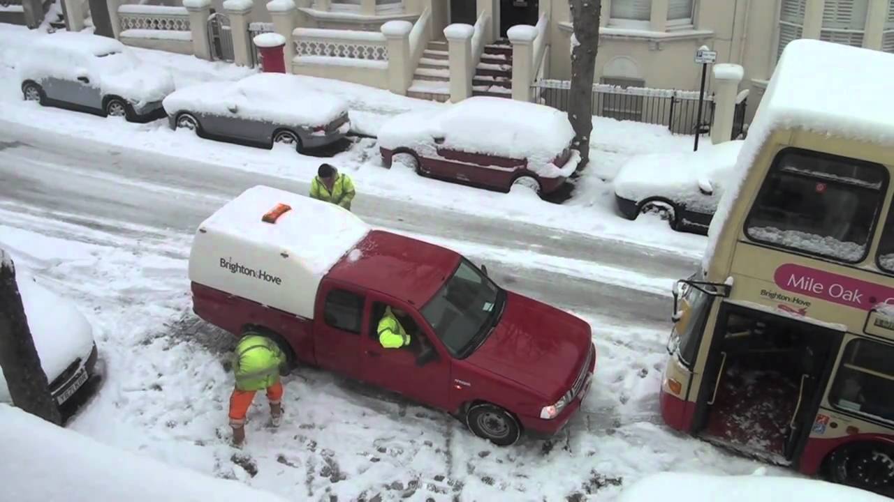 Brighton Bus Abandoned in Snow!