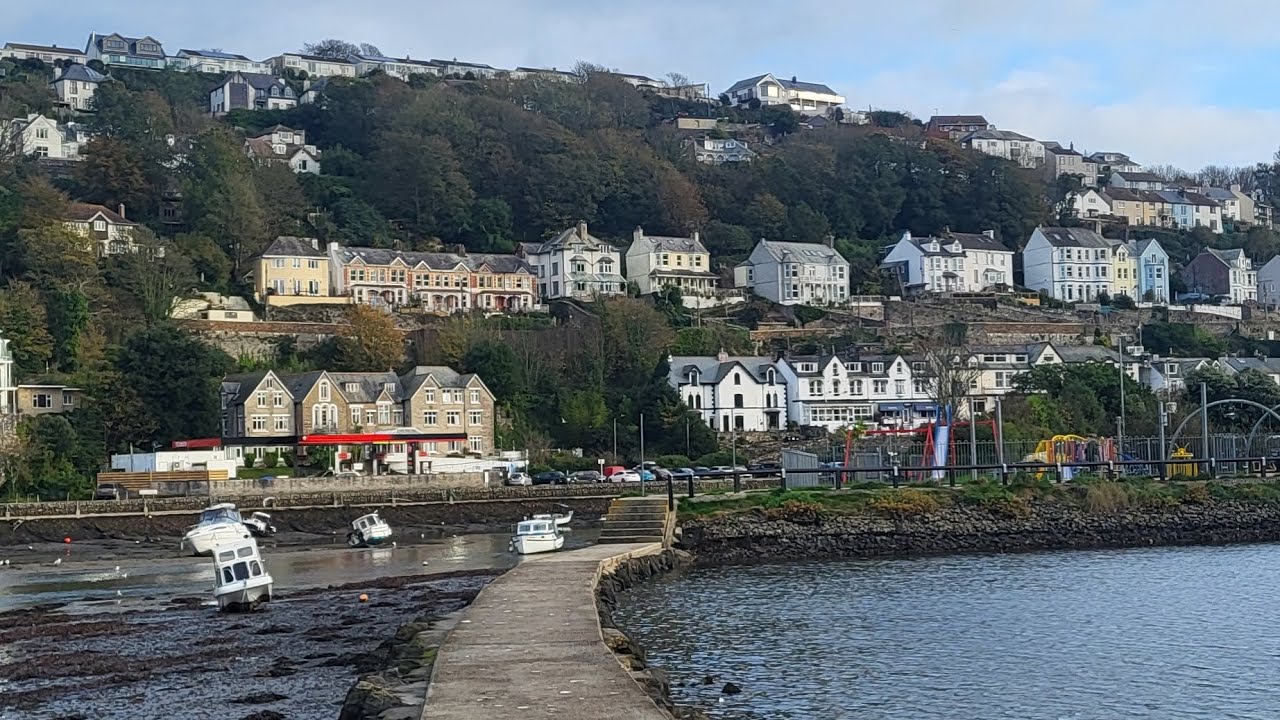 BACK TO LOOE
