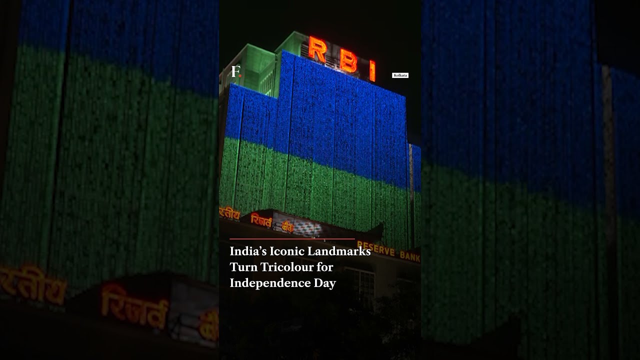 India&rsquo;s Iconic Landmarks Turn Tricolour For Independence Day