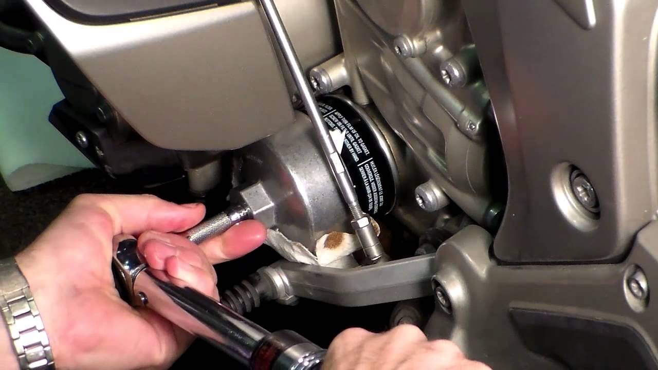 BMW K1600 Oil Change DIY