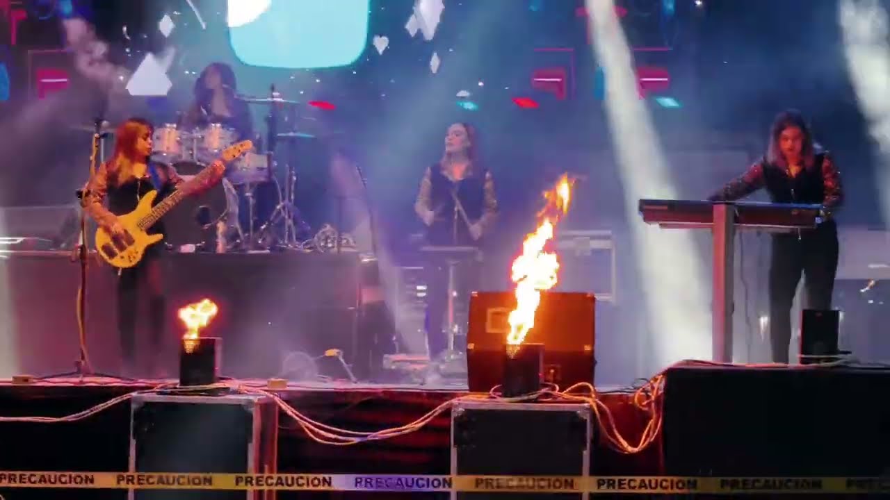 AMORES DE MONTAÑA//POKER DE REINAS EN VIVO EN TIERRA CALIENTE TAMAZULAPAM, MIXE.