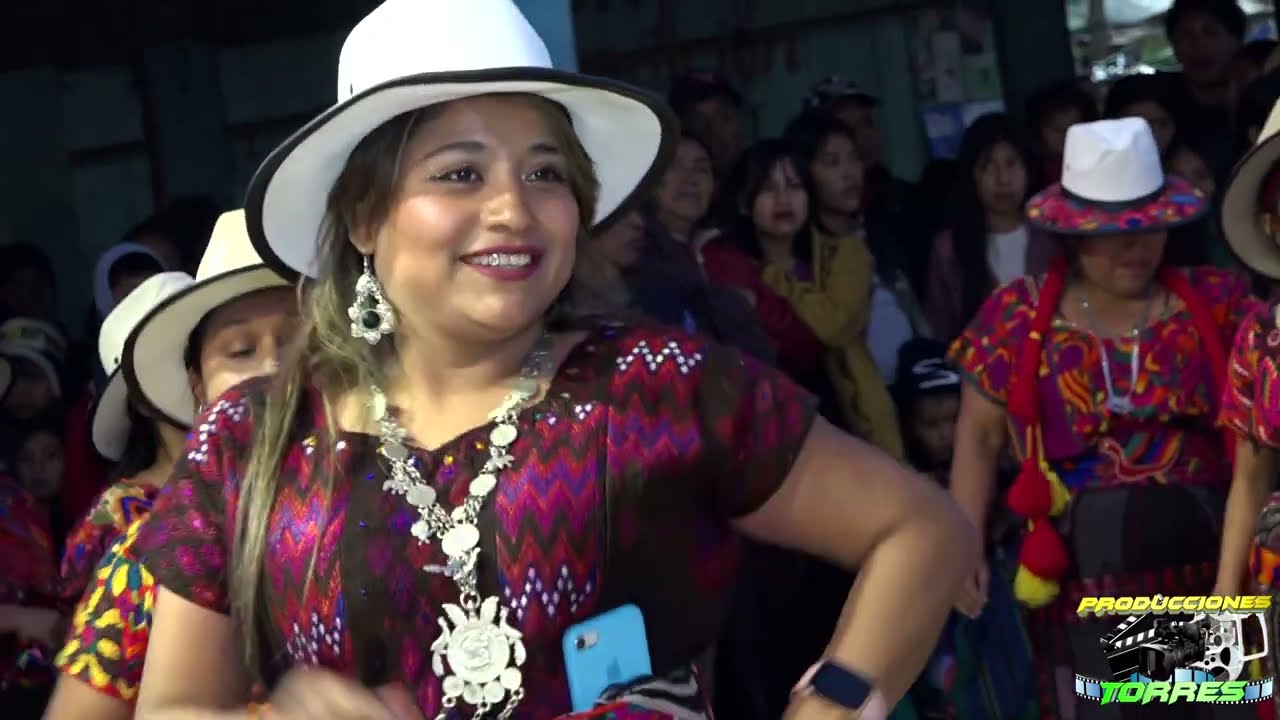 FRANCIS Y SU MARIMBA ORQUESTA ALDEA TZUCUBAL SANTA CATARINA IXTAHUACAN 22 DE NOVIEMBRE 2022 PARTE 4