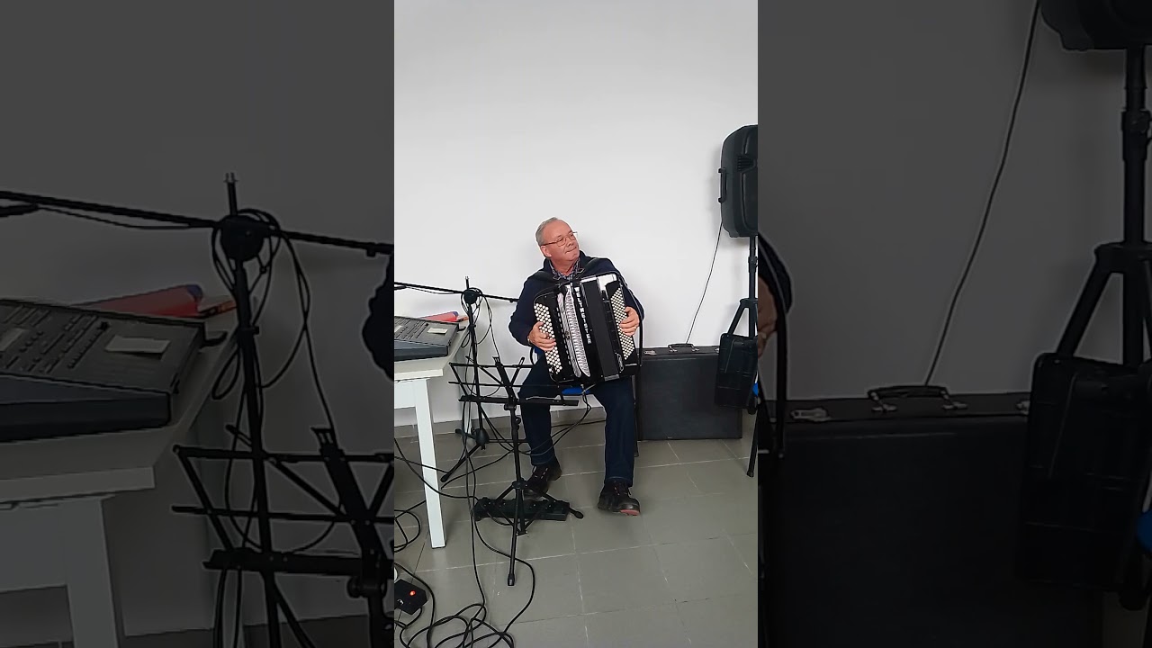 Ensaio para Tocar no Baile.              