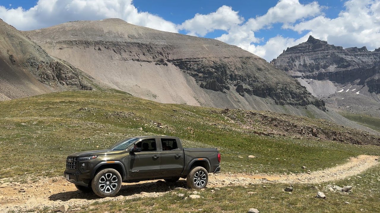 Chasing the Views: Blue Lakes via Yankee Boy Basin (Colorado 4x4)