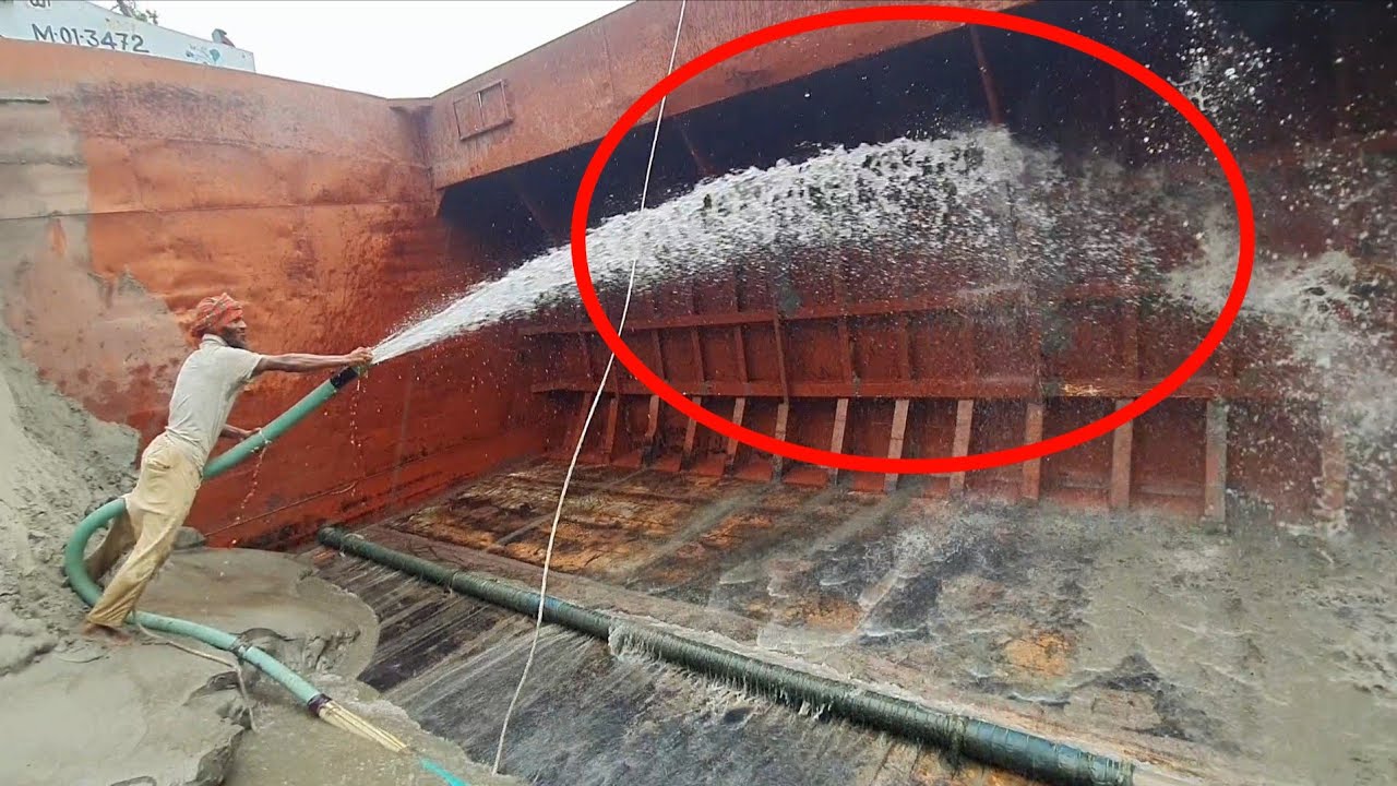 Unloading sand form ship barge unloading video unload sand from big barge ship 202 (05 JUNE 2025)