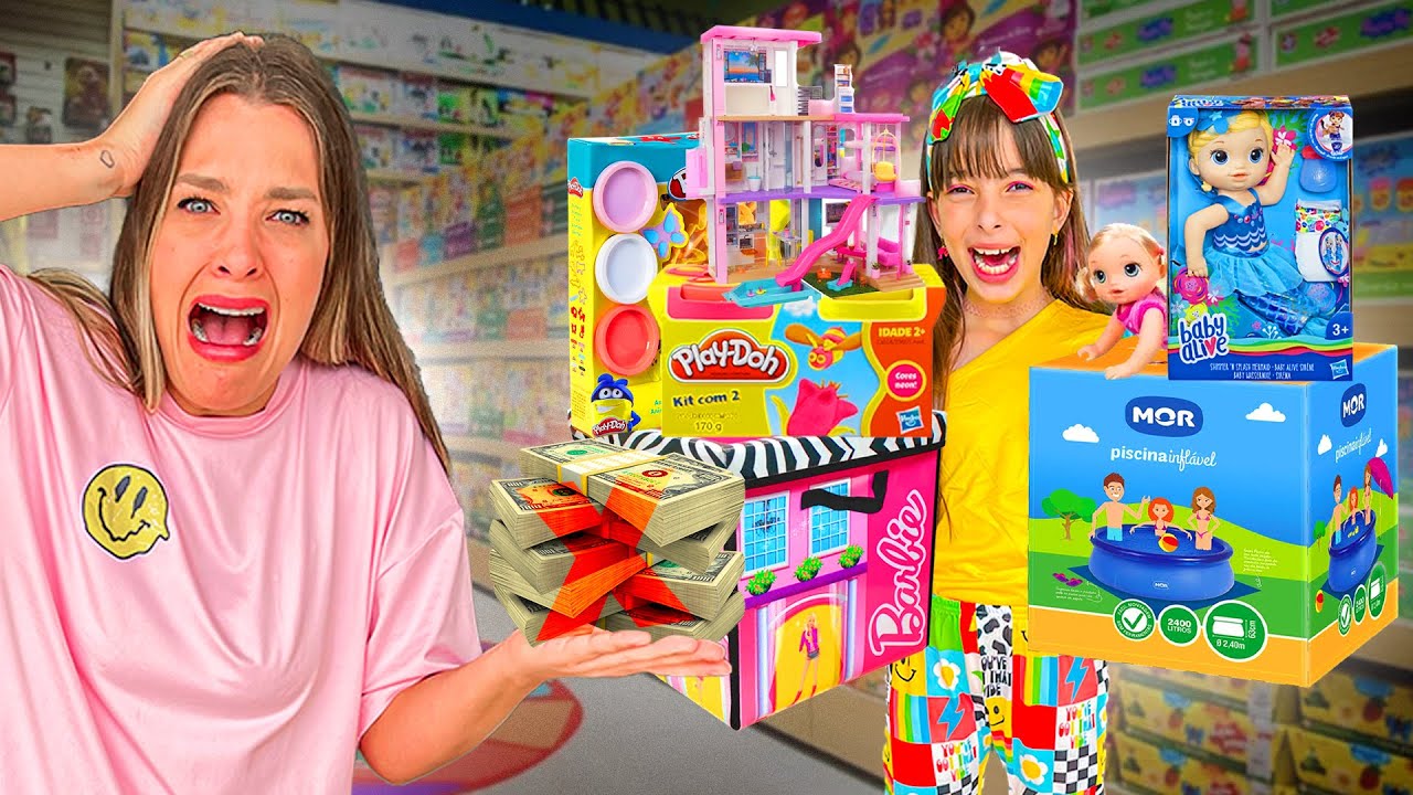 Ela comprou tudo que eu consegui segurar - Laurinha Compilação