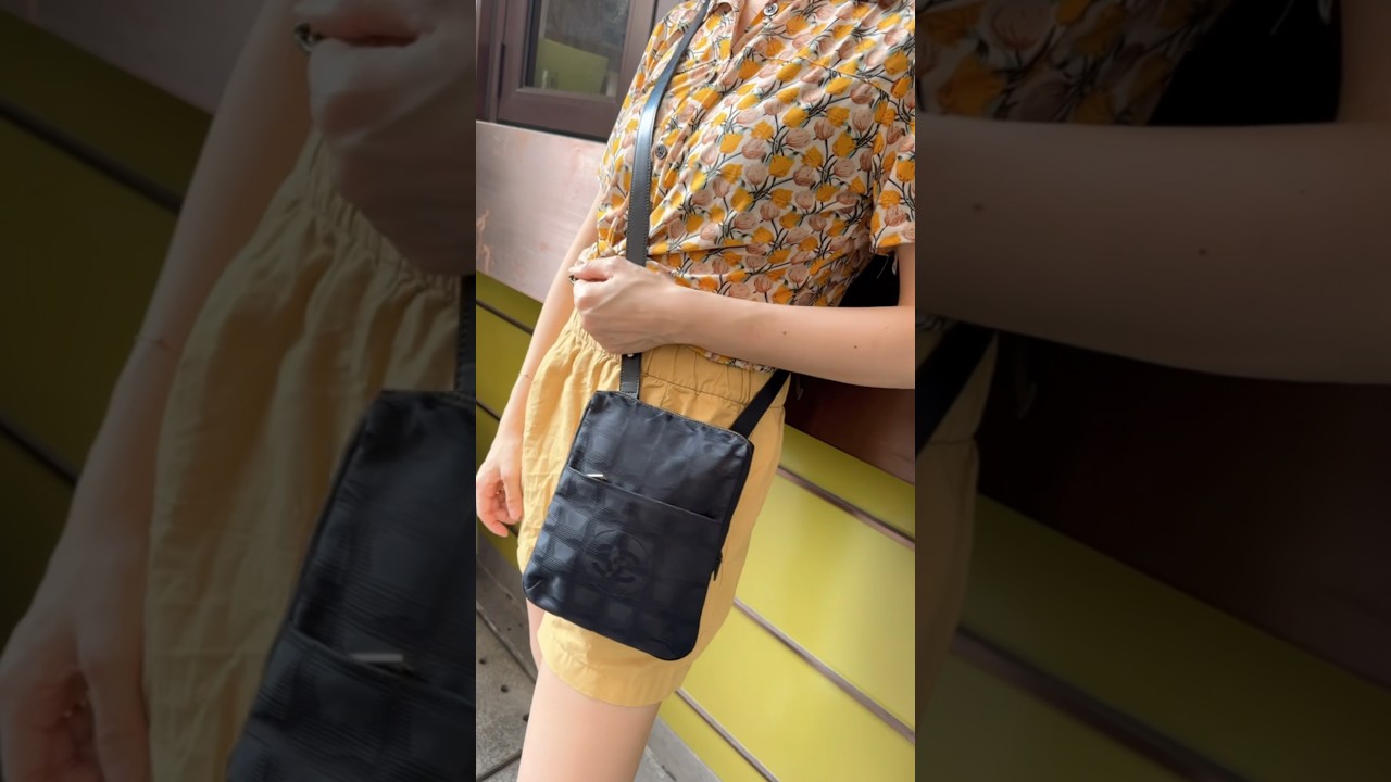 #chanel#chanelcrossbody #chanelboybag #chanelpouch #中古 #香港中古 #中古包 #中古#vintageshop #vintage #90s #80s