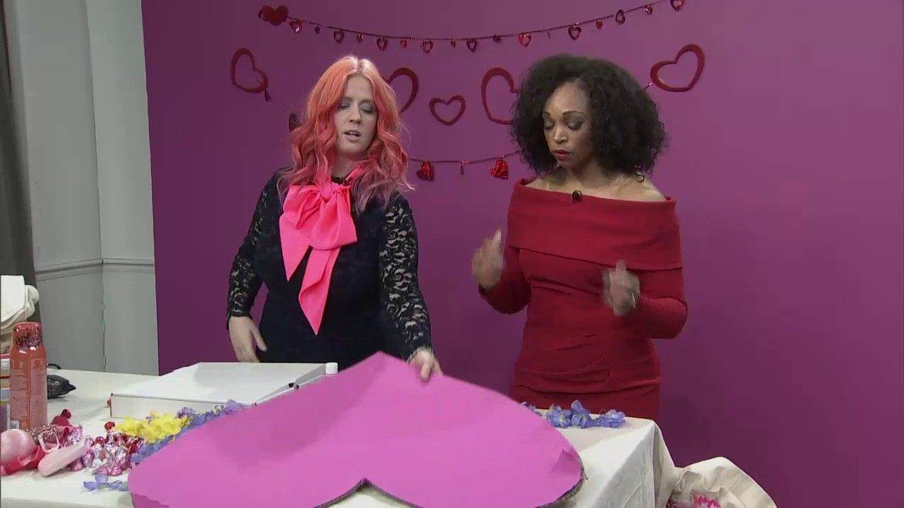 A giant homemade Valentine's Day card for your loved ones