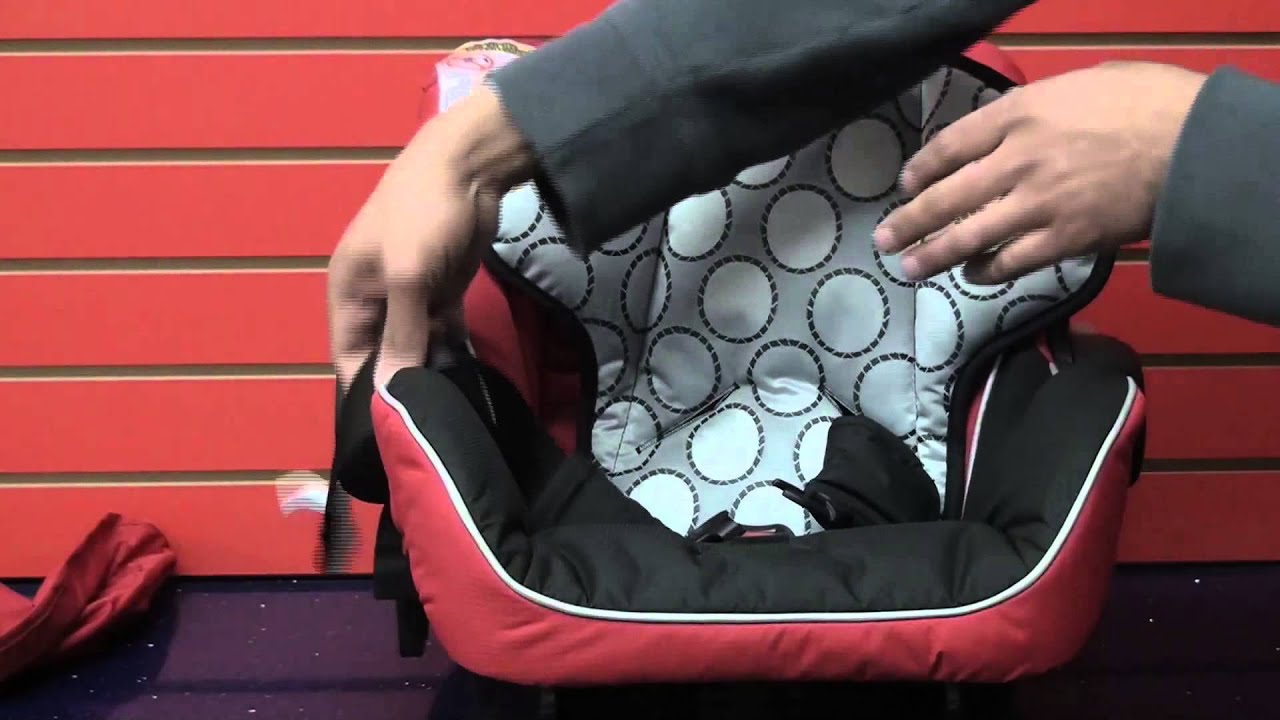 Britax B-Safe: Cleaning Car Seat (part 2)