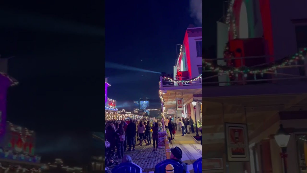 Theatre of Lights, Old Sacramento Waterfront | California | December 2023 #christmasseason