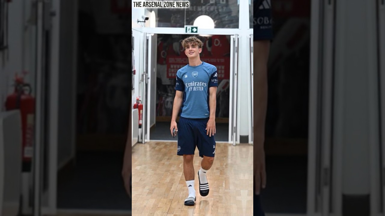 Max Dowman in first-team training for Arsenal ahead of the 2025/26 campaign #shorts #arsenal
