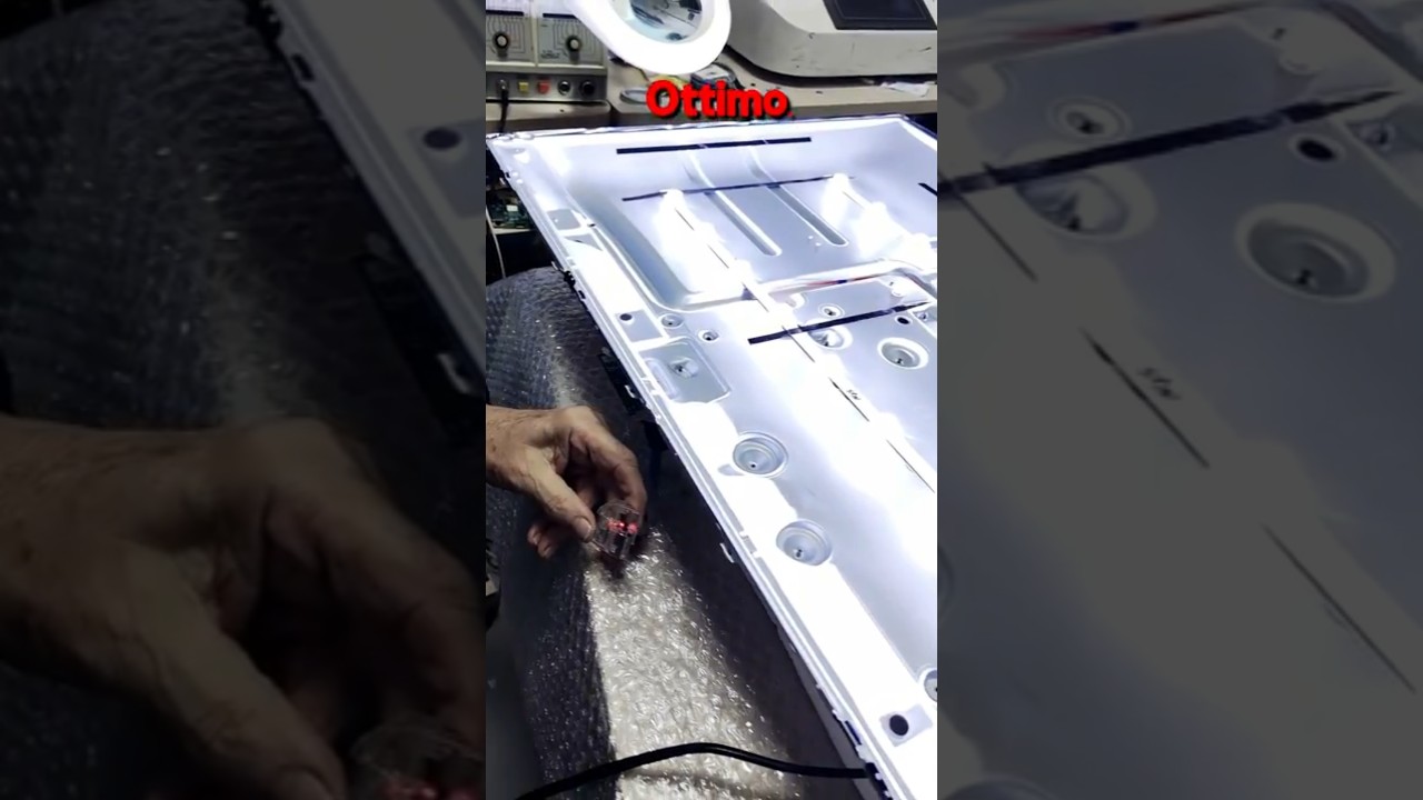 Tv Hisense 43 Led, Non si avvia, il cliente con Errore TATA, Sostituzione Led 