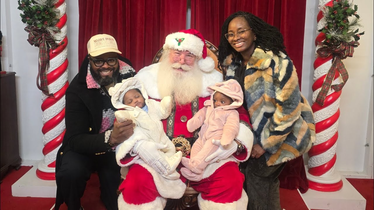 TWINS FIRST TRIP TO THE NORTH POLE TO SEE SANTA 