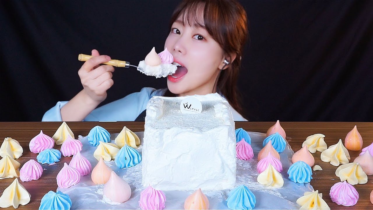 ASMR 밀크블럭이라고 아시나요?! 완전우유맛 케이크 알록달록 머랭쿠키 먹방 ( Meringue cookies Milk cake MUKBANG EATING SHOW)