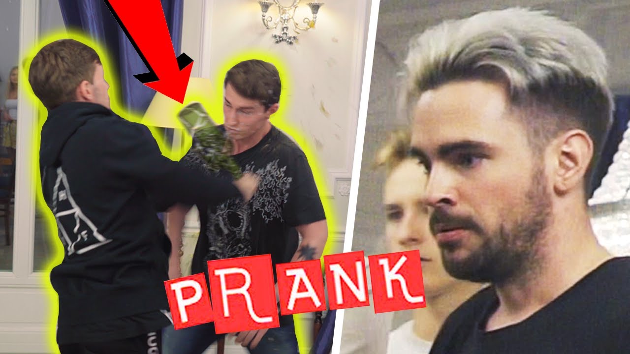 ROZBIŁ MI BUTELKĘ NA GŁOWIE PRANK!