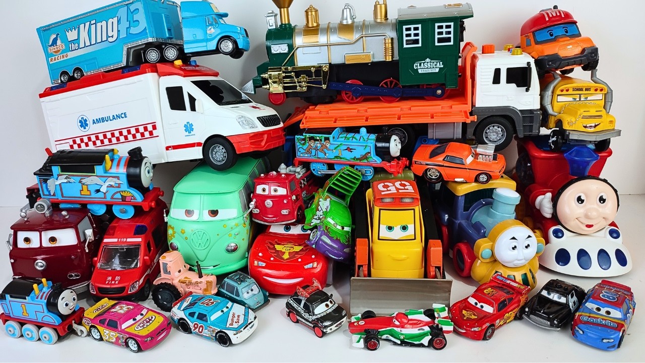 Disney Pixar Cars , Lightning McQueen Filmore Cruz Ramirez Chevrolet Porsche Mater Ambulance | ASMR