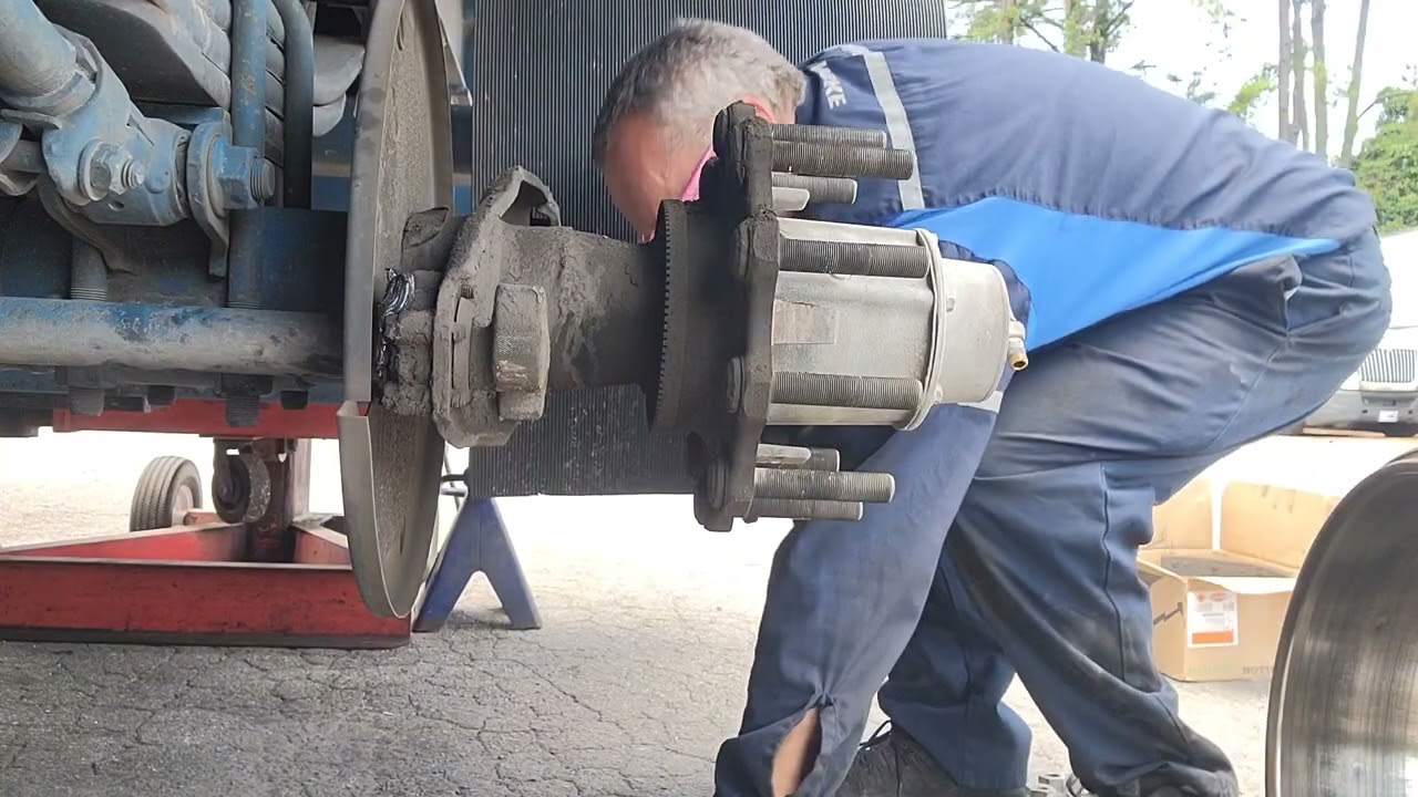 How to install 4707QP brake shoes with just 3 tools!!?