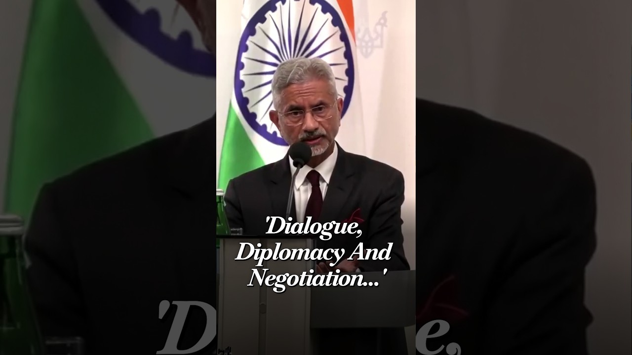 Jaishankar Rejects Oil Sanctions Approach, Says Ukraine War Needs Diplomacy