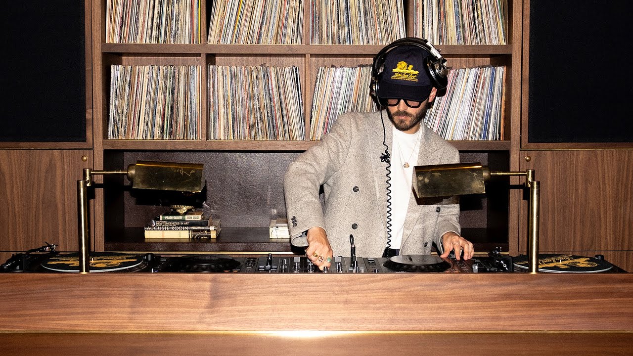 Nello at 214 Mulberry