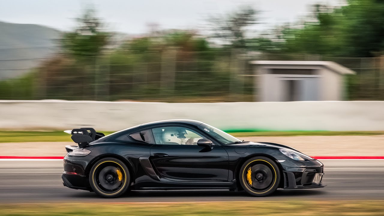 Porsche GT4RS at Porsche experience Castellolí 