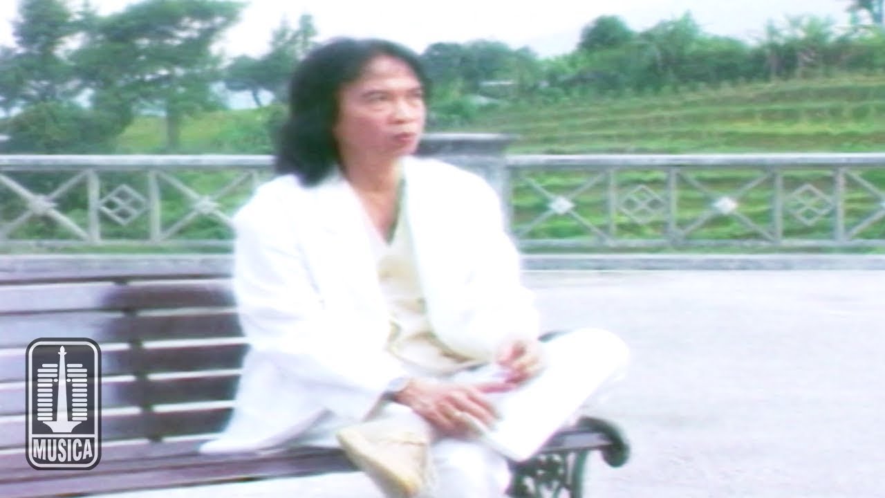 Chrisye - Juwita (Official Music Video)