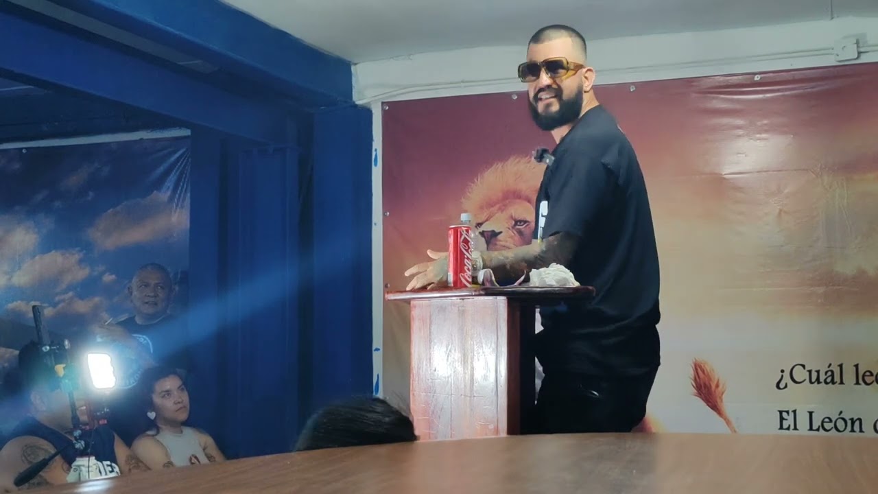padrino Geovanni el huevo Díaz mirón ....  tema: capítulo 2 hay una solución..