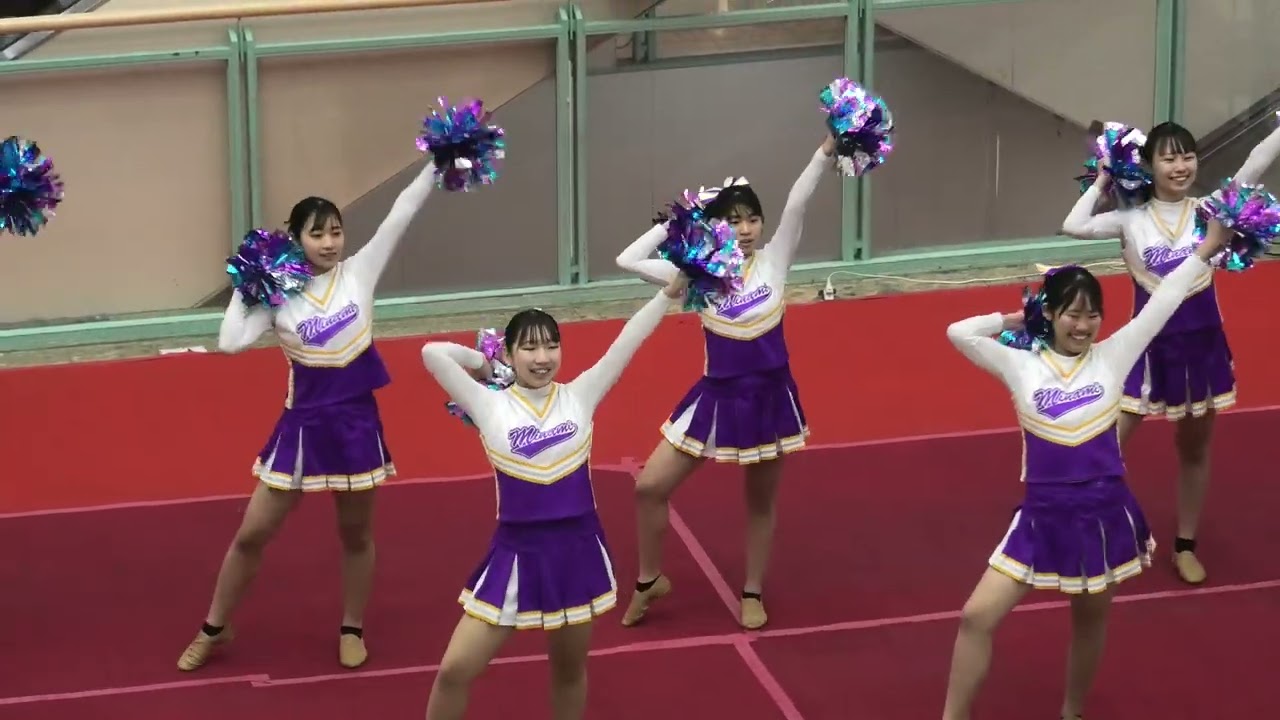 高校生のチアリティング           笑顔でカッコ良くチアダンス           高松南校チア部　４K
