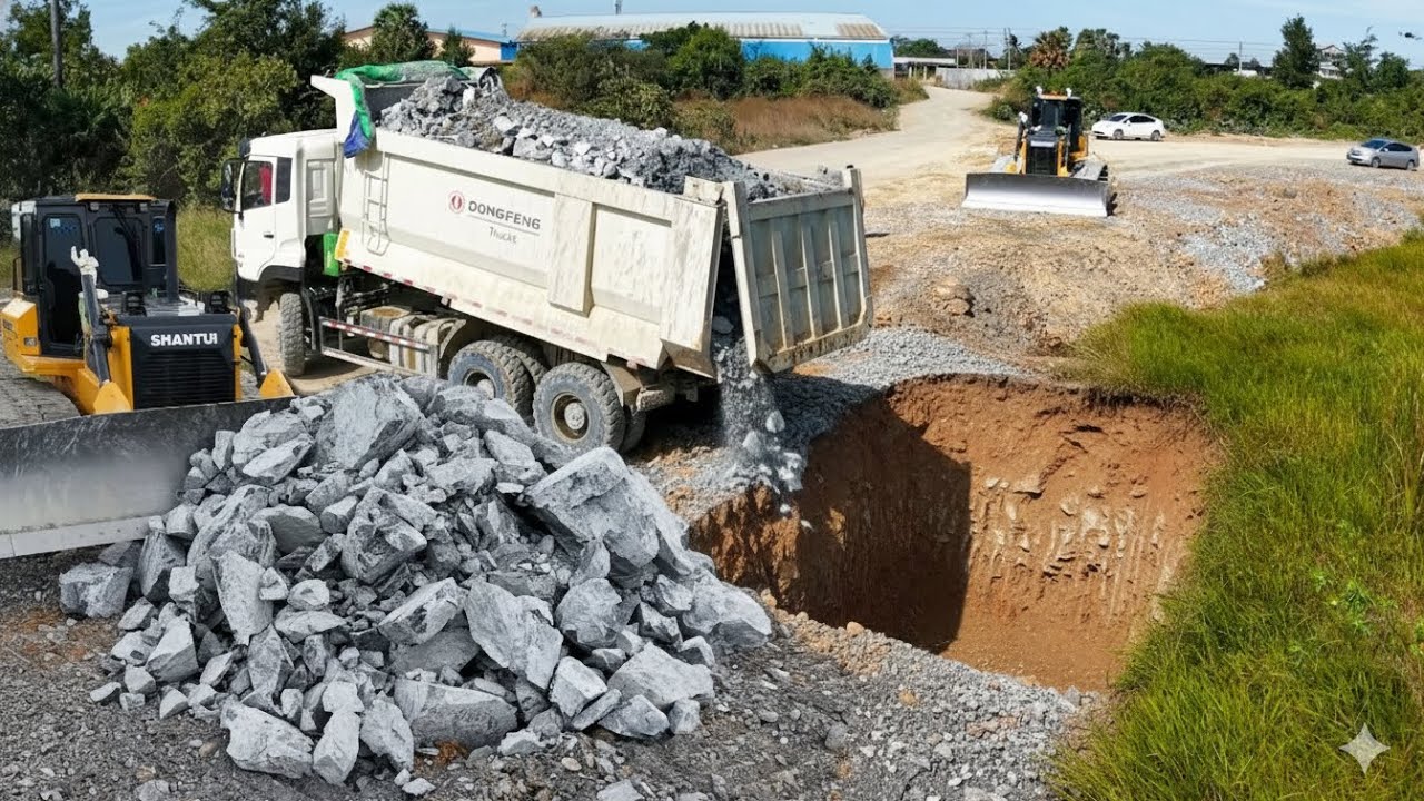 Start New Project !! Huge In Size Long Was Deleting With Trucks 25TON Dumper.
